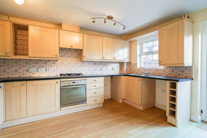 Photo 30- click for photo gallery